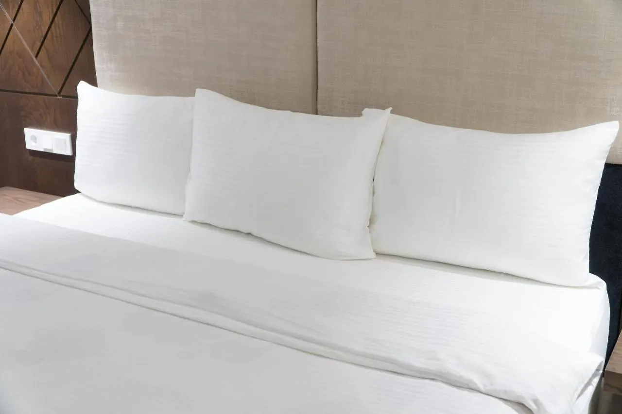 East Palace Hotel Αλμάτι 4*,  Καζακστάν